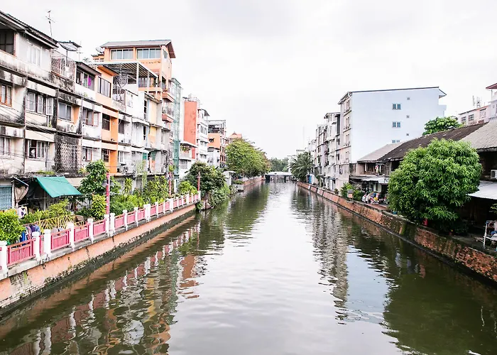 Canale At Khaosarn 2*